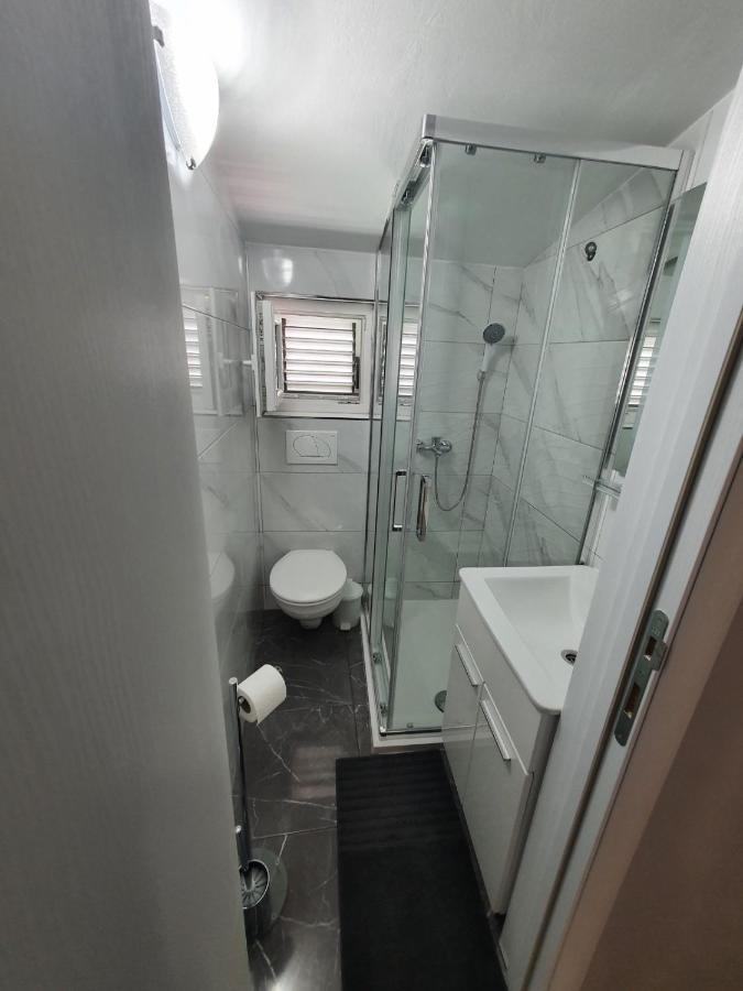 Apartments Nemcic 2 Нін Екстер'єр фото