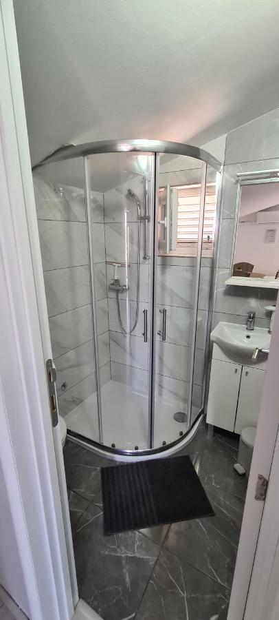 Apartments Nemcic 2 Нін Екстер'єр фото